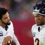 bears-star-dj-moore-walks-off-field-mid-play-in-bizarre-scene:-‘what-a-dumpster-fire’