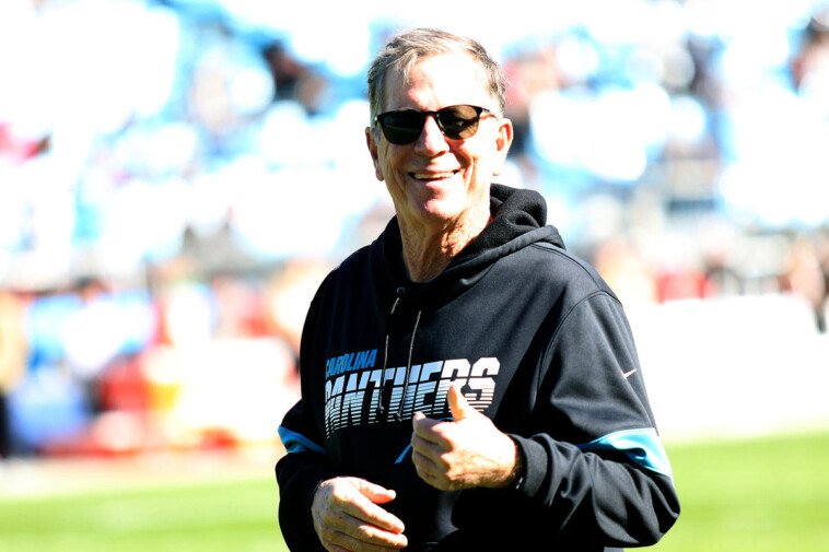 raiders-reportedly-bringing-in-veteran-coach-norv-turner-as-offensive-assistant