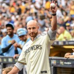 ex-mlb-star-reveals-anthem-kneeling-drama,-vax-issue-sparked-political-interest,-implores-americans-to-vote