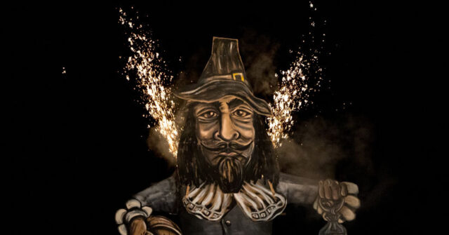 remember-the-fifth:-anglos-burn-effigies-and-bonfires-tonight-for-guy-fawkes-and-the-gunpowder-plot