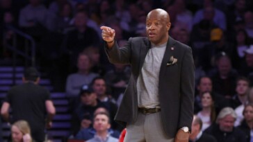 st.-john’s,-ex-coach-mike-anderson-settle-financial-dispute-after-firing