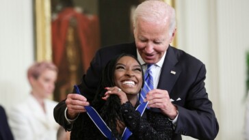 simone-biles-calls-for-biden-to-‘make-things-shake’-before-leaving-office-after-trump-beats-harris