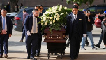 ex-dodgers-star-valenzuela-mourned-at-funeral