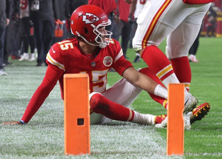 patrick-mahomes-reveals-just-how-serious-his-ankle-injury-is:-‘always-fear-the-worst’