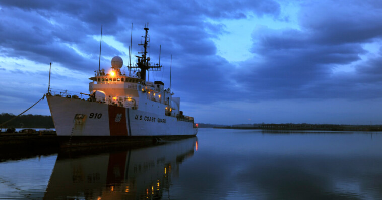 coastie-wants-back-in,-but-the-coast-guard-continues-to-force-preferred-pronouns-amid-an-ongoing-recruiting-and-retention-crisis