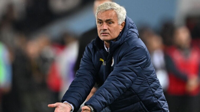 mourinho-banned-for-turkish-league-‘smells’-rant