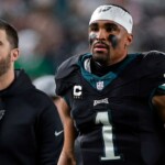 eagles’-jalen-hurts-set-to-start-against-cowboys-despite-nick-sirianni-suggesting-qb-was-limited-by-injury