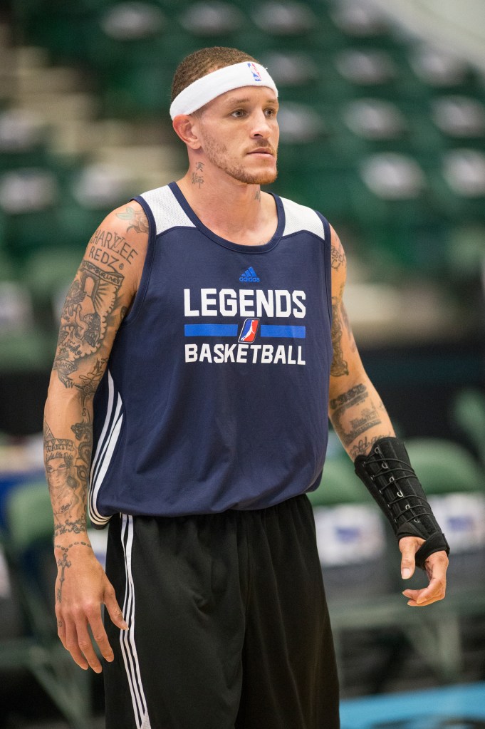 troubled-ex-nba-guard-delonte-west-arrested-again-following-trespassing-claims