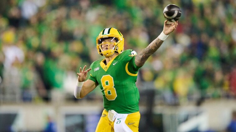 ducks’-gabriel-sets-ncaa-total-td-record-with-179