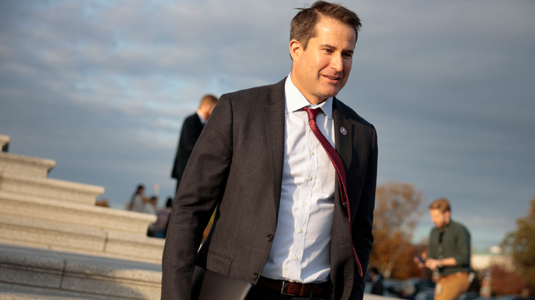 dem-rep.-seth-moulton-gets-calls-to-resign,-accused-of-‘betrayal’-for-speaking-out-against-trans-athletes