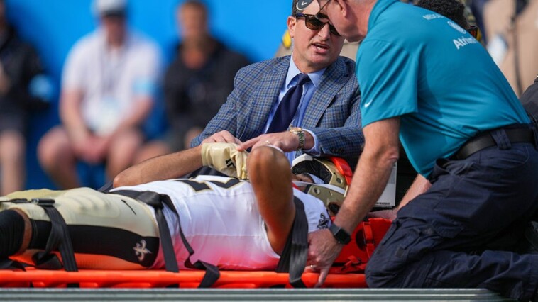 saints’-chris-olave-placed-on-ir-after-being-carted-off-with-concussion,-will-see-specialist