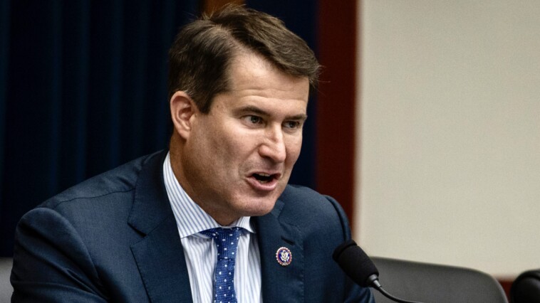 democrat-seth-moulton-loses-top-aide-over-transgender-comments