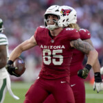 improving-cardinals-smash-jets-to-stay-in-1st-place-of-the-nfc-west