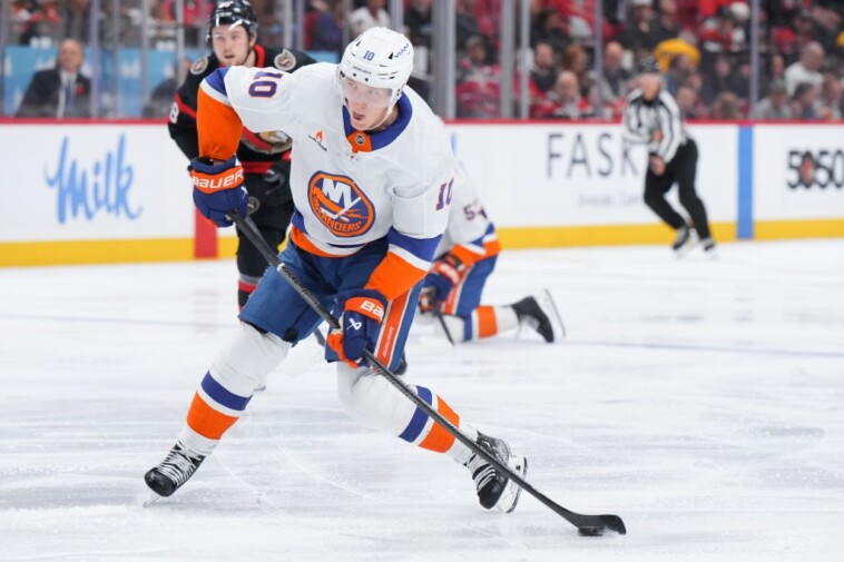 simon-homstrom’s-growing-confidence-is-paying-off-for-islanders