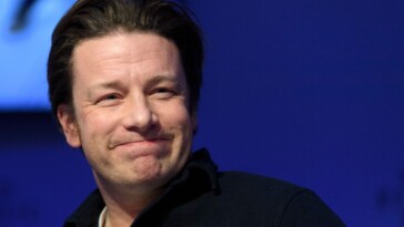 children’s-book-by-chef-jamie-oliver-withdrawn-after-criticism-from-indigenous-australians