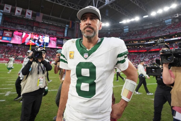 aaron-rodgers-has-been-swallowed-and-eaten-alive-by-the-same-old-jets