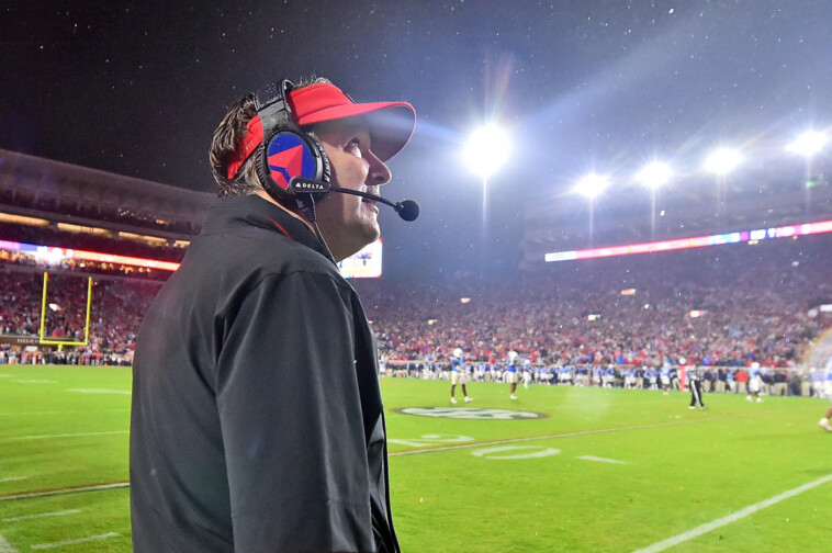 georgia-coach-kirby-smart-rips-safety-jake-pope-for-celebrating-with-ole-miss-fans-after-loss:-‘what-an-idiot’