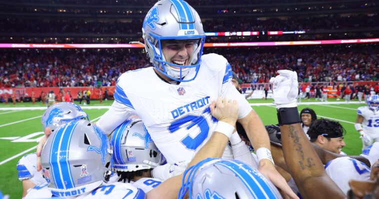 lions-kicker-uses-nbc-interview-to-‘spread-the-love-of-jesus’-after-incredible-last-second-win