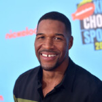 michael-strahan-breaks-silence-after-he’s-accused-of-being-‘disrespectful’-during-national-anthem