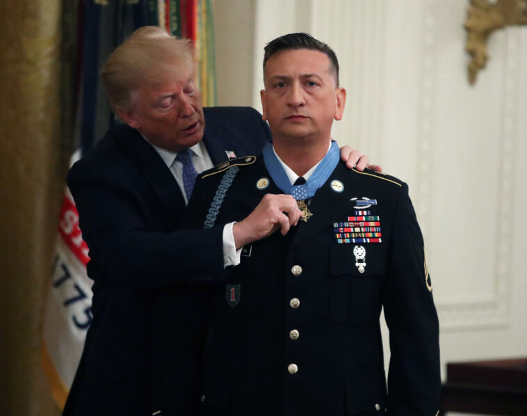 meet-the-four-living-medal-of-honor-recipients-given-the-award-by-donald-trump