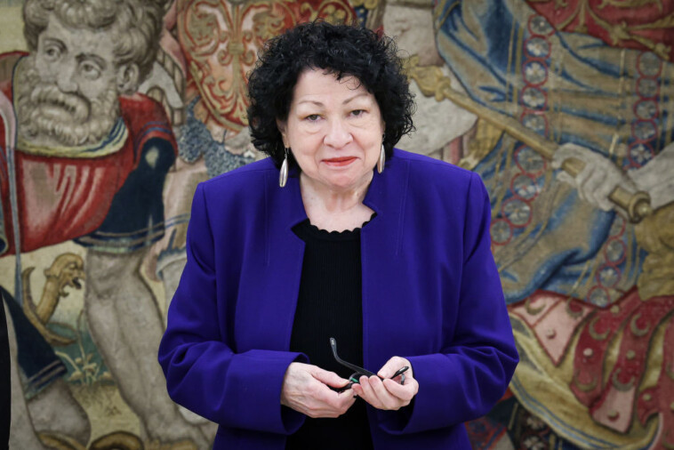 sotomayor-won’t-step-down-so-biden-can-replace-her:-report