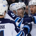 jets-set-nhl-history,-win-15-of-first-16-games