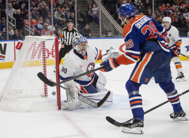 islanders-fortunate-to-sneak-off-with-point-in-overtime-loss-to-oilers