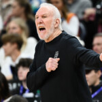 spurs-coach-gregg-popovich-suffered-mild-stroke-before-game,-expected-to-make-‘full-recovery’