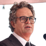 disney’s-marvel-‘avengers’-star-mark-ruffalo-in-anguish-over-trump-victory:-‘we-got-our-asses-kicked’