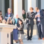 must-see:-biden-staffers-flock-out-of-offices-to-get-a-glimpse-of-president-trump-as-he-arrives-to-white-house-(video)