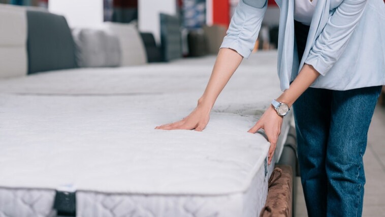 save-up-to-$400-on-mattresses-during-wayfair’s-early-black-friday-sale