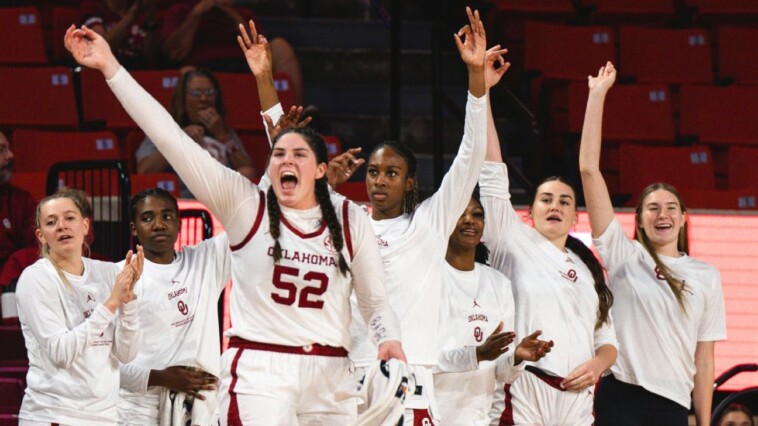 real-or-not?-judging-early-blowouts,-gamecocks’-3-point-shooting-and-uconn’s-depth