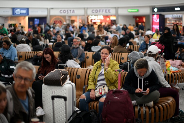 british-air-traffic-employee’s-work-from-home-day-exacerbated-nightmare-delays-for-700k-travelers:-report