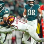 eagles,-barkley-make-statement-by-pulling-away-from-commanders