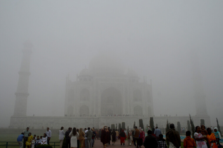 india’s-capital-introduces-stricter-anti-pollution-measures-as-toxic-smog-hides-taj-mahal