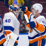 shorthanded-islanders-throttle-canucks-in-dominant-road-win