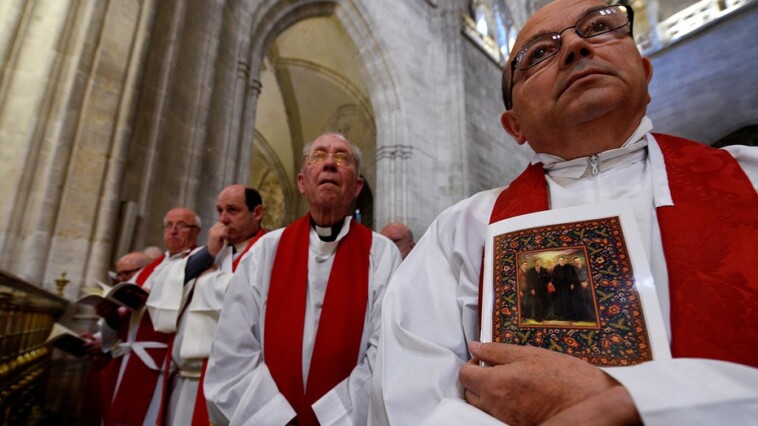 priest-stabbed-in-the-face-during-mass-as-religion-based-hate-crime-is-on-the-rise-worldwide