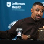 eagles’-jalen-hurts-gives-curious-answer-about-clearing-concussion-protocol-in-win-over-commanders