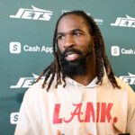 cj.-mosley-to-miss-fourth-straight-game-after-herniated-disk-reveal-in-tough-jets-blow