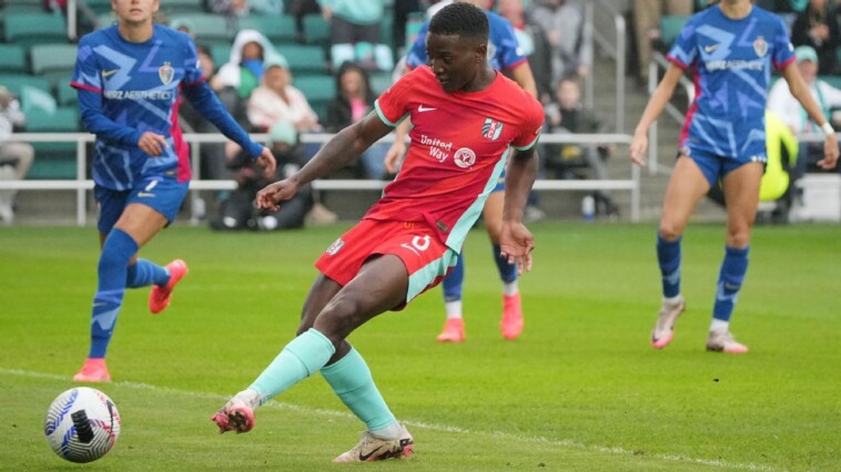 chawinga-available-as-kc-seeks-nwsl-final-berth