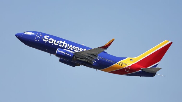 southwest-airlines-flight-struck-by-bullet-prior-to-takeoff-at-dallas-airport