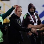 mexico-coach-hit-in-head-by-beer-can-in-honduras