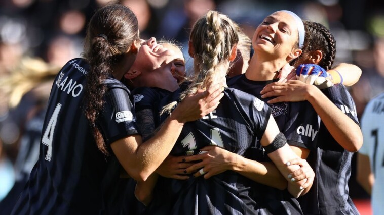 spirit-ousts-gotham-on-pks-to-reach-nwsl-final