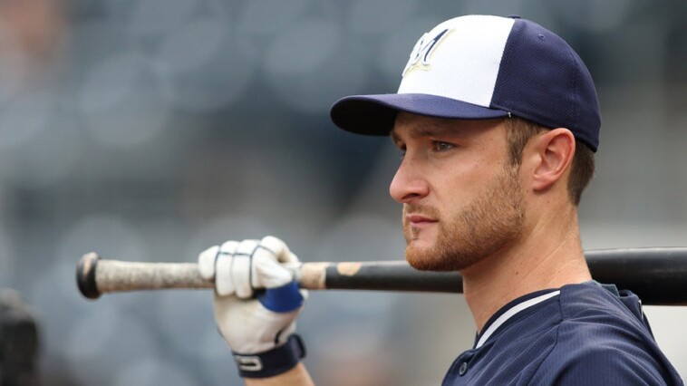 ex-mlb-star-jonathan-lucroy,-who-spoke-on-refusing-to-kneel-for-national-anthem,-says-he’s-getting-hate-mail