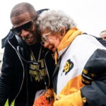 colorado-buffaloes-fans-sing-‘happy-birthday’-to-100-year-old-peggy-coppom