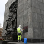 polish-government-condemns-defacement-of-warsaw-ghetto-uprising-memorial