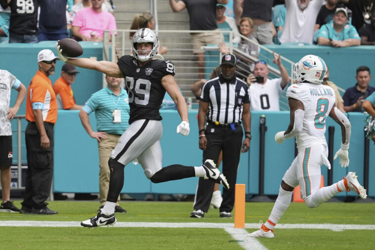 raiders’-brock-bowers-sets-nfl-rookie-tight-end-record-with-13-catches-versus-dolphins