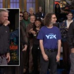 alec-baldwin-ridiculed-for-‘snl’-wardrobe-mishap-during-closing-scene