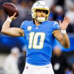 justin-herbert’s-pair-of-touchdown-passes-puts-chargers-ahead-of-bengals