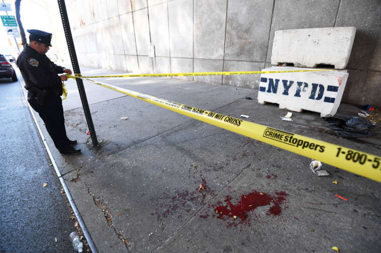 knife-wielding-maniac-goes-on-random-nyc-stabbing-spree,-leaving-2-men-dead-and-one-woman-critical